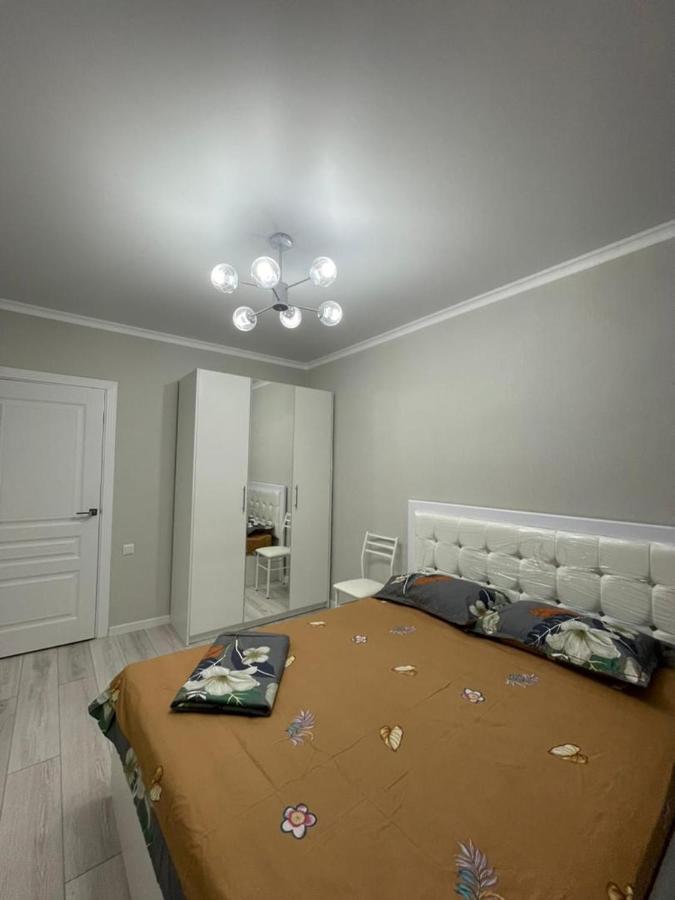 Apartment In Street Toktogula 77 Bishkek Luaran gambar