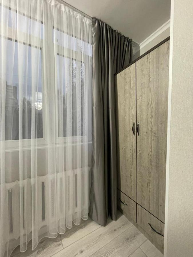 Apartment In Street Toktogula 77 Bishkek Luaran gambar
