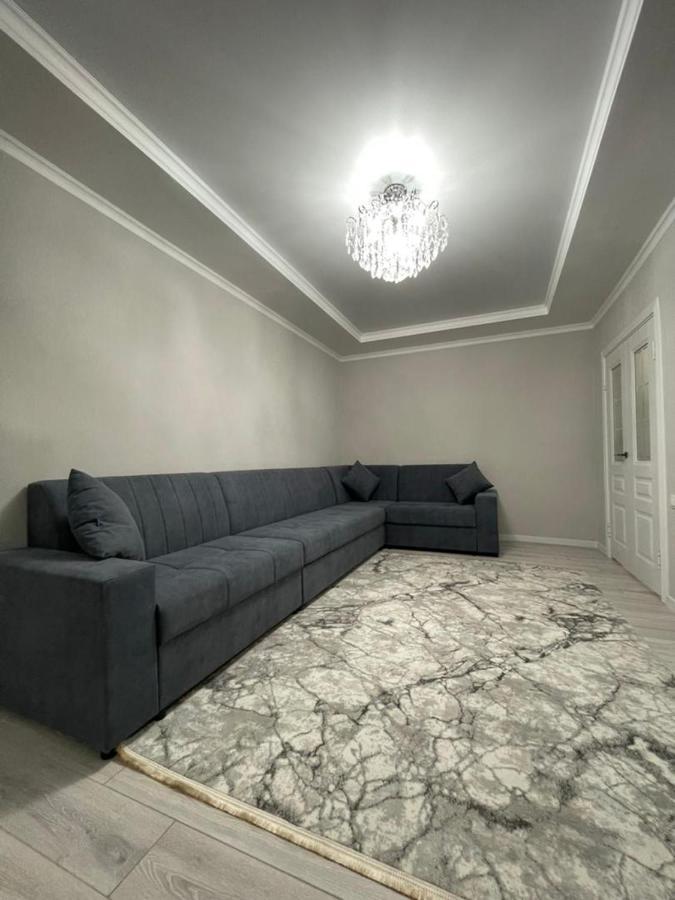 Apartment In Street Toktogula 77 Bishkek Luaran gambar